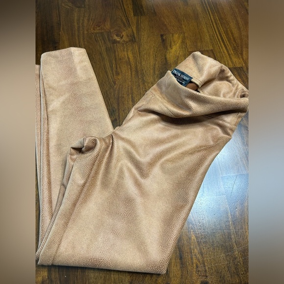 Frank Lyman Design Womens Gorgeous Pull On High Rise Pants Size 12 NWOT - Picture 5 of 6